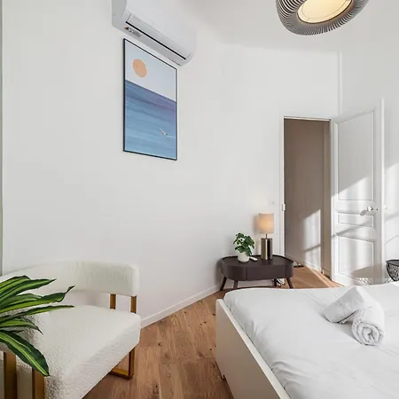 Lovely 2 Bdr Harbor Daire